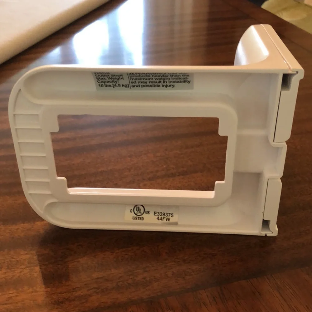 Sanus Outlet Wall Shelf for Sonos One speaker